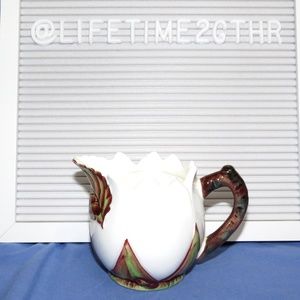 Vintage Lefton Leaf China Bee Line Hand Painted Creamer